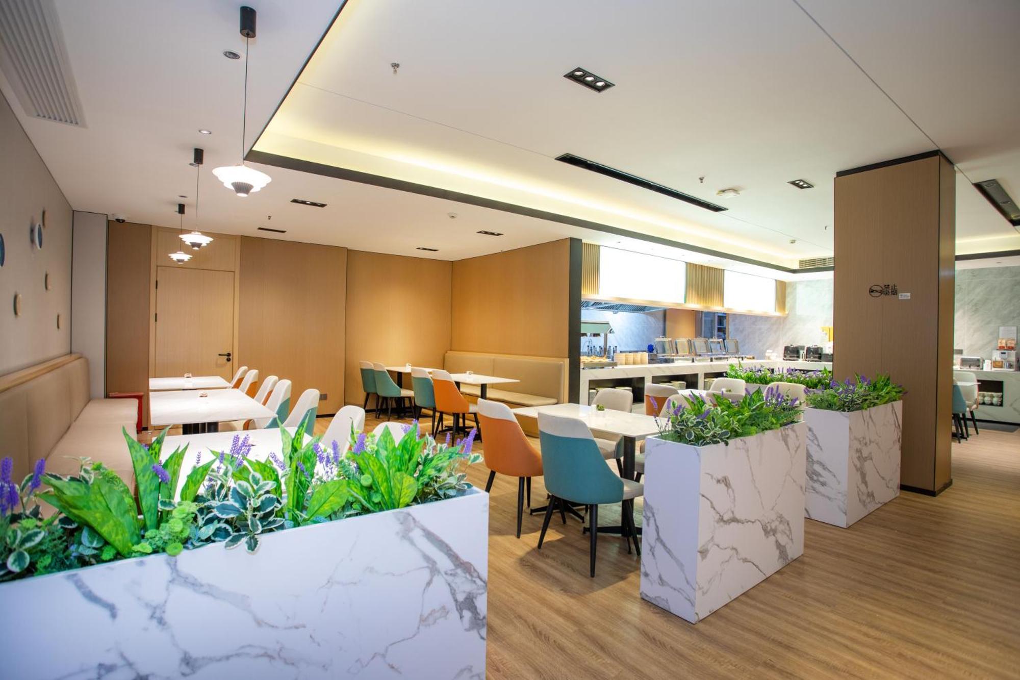 Vx Hotel Shanghai Yixian Road Dabaishu Eksteriør billede